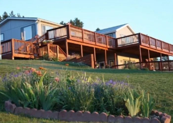 Sawin' Logs Inn Devils Tower
