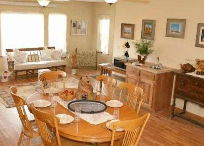 Sawin' Logs Inn 3*